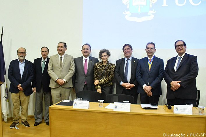 Capa da notícia: Ministro Ribeiro Dantas é homenageado com Colar do Mérito Acadêmico pela PUC-SP