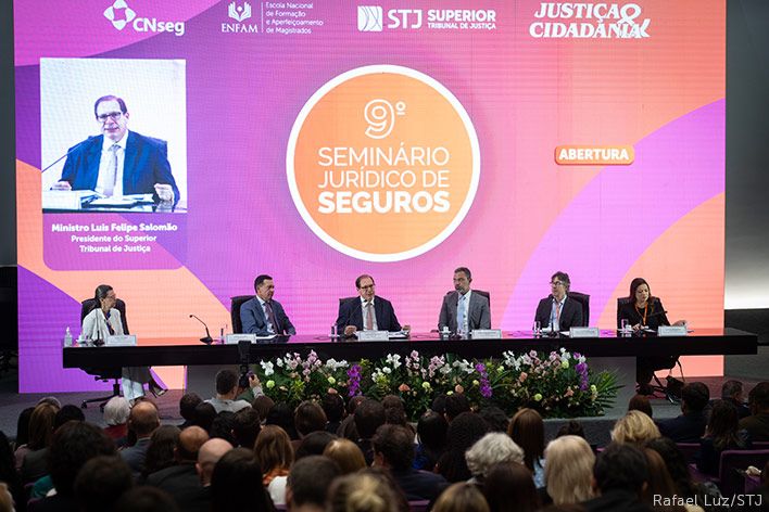 Capa da notícia: 9º Seminário Jurídico de Seguros debateu novo marco legal e segurança jurídica no STJ