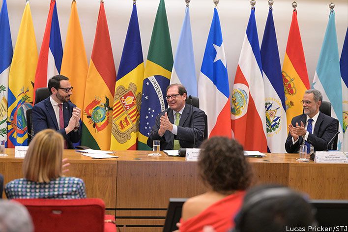 Capa da notícia: STJ encerra Primeira Rodada de Oficinas da XXIII Cúpula Judicial Ibero-Americana com foco em IA e Justiça
