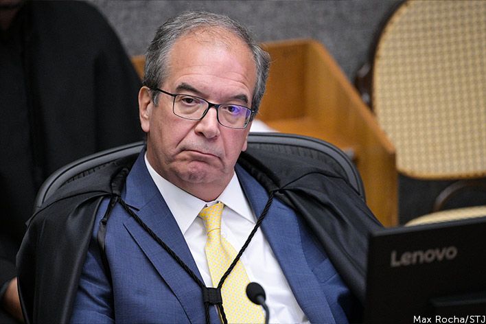 Capa da notícia: Repetitivo vai definir exigência de previsão expressa da taxa diária de juros em contrato bancário